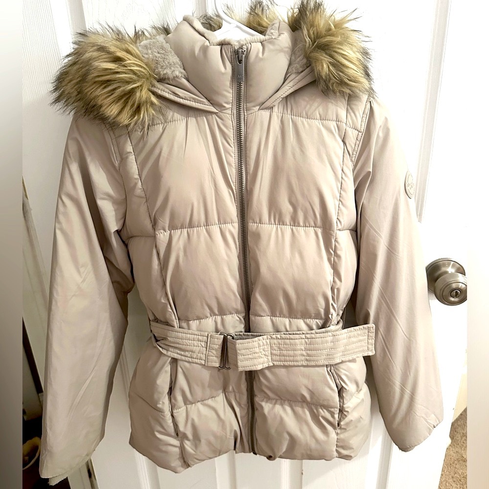 Abercrombie kids Ultra Puffer with belt, tan, excellent condition, size 11/12
